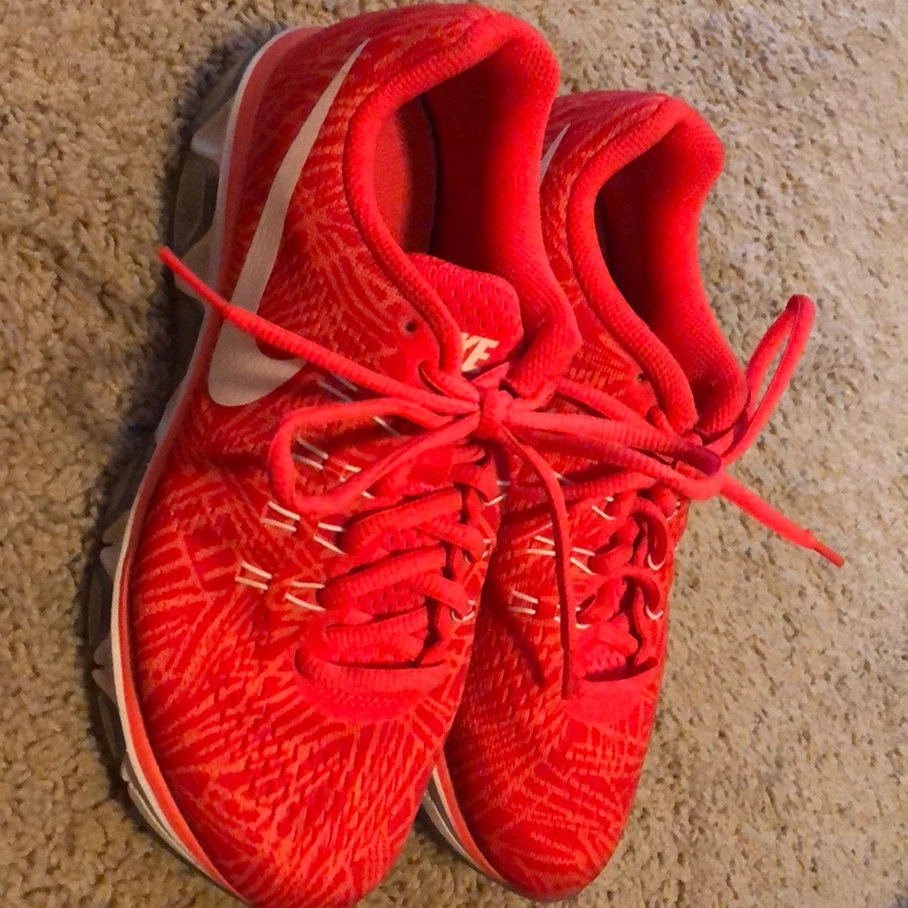 COPY - Nike tailwind
